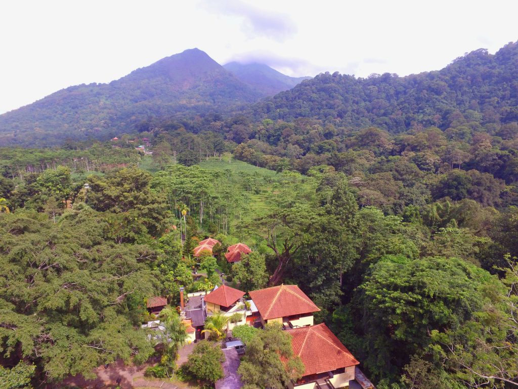 21+ Pemandangan Gunung Penanggungan - Foto Pemandangan HD